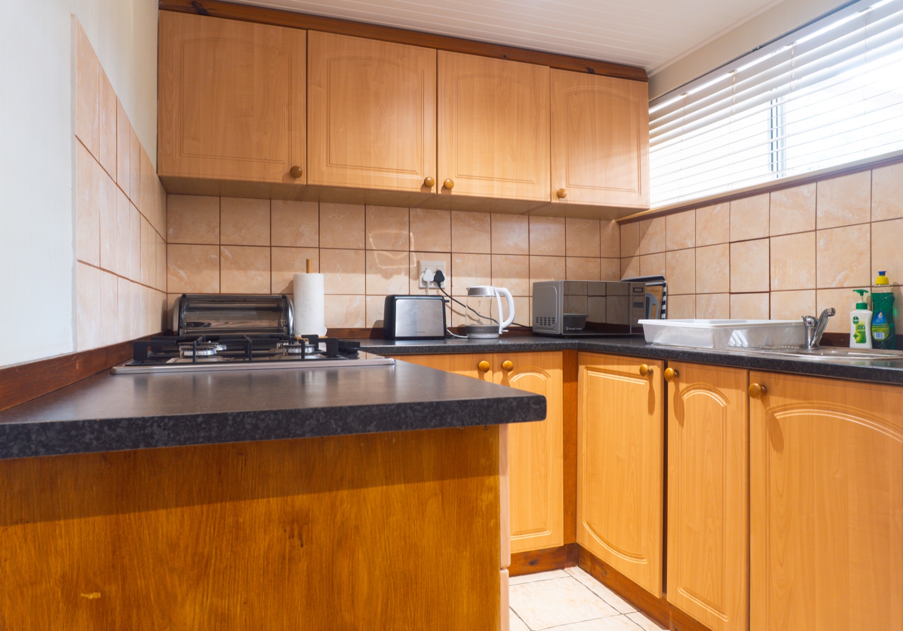 Fully equipped kitchen at Sunbird Chalet